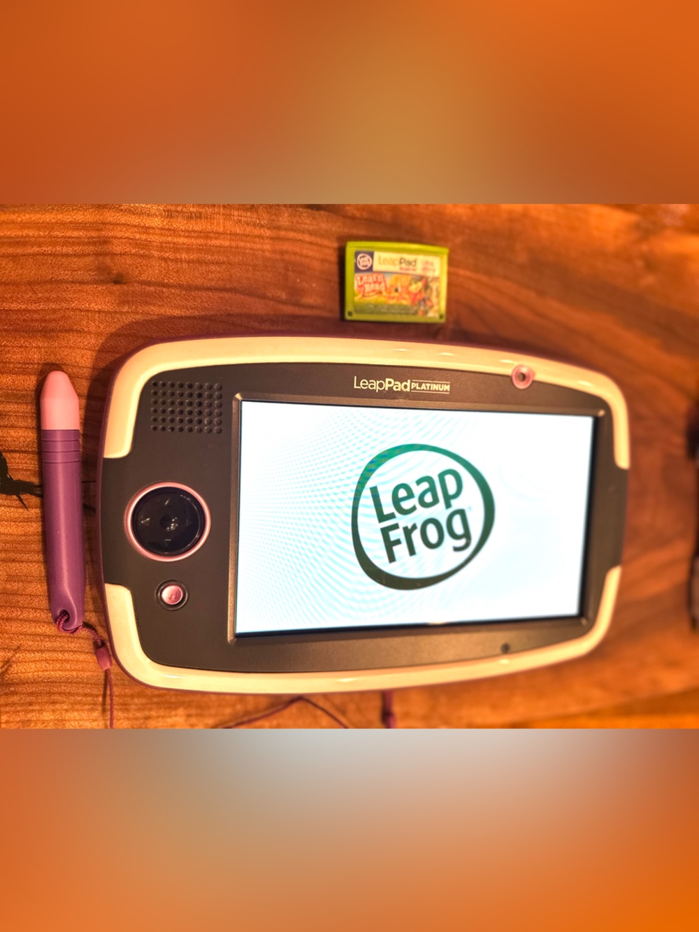 LeapFrog LEAPPAD PLATINUM 8GB Learning Tablet+Game, Charging/Data Cable, Stylus